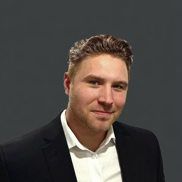 Samuel Milne, Associate